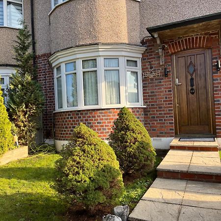 Tj Homes - Double Room With Single Bed - 3 Min To Tube Station - London Ruislip Zewnętrze zdjęcie