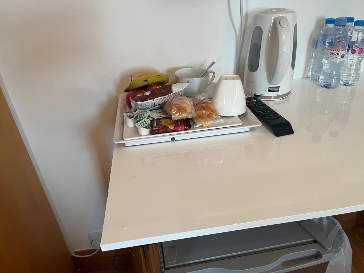 Tj Homes - Double Room With Single Bed - 3 Min To Tube Station - London Ruislip Zewnętrze zdjęcie